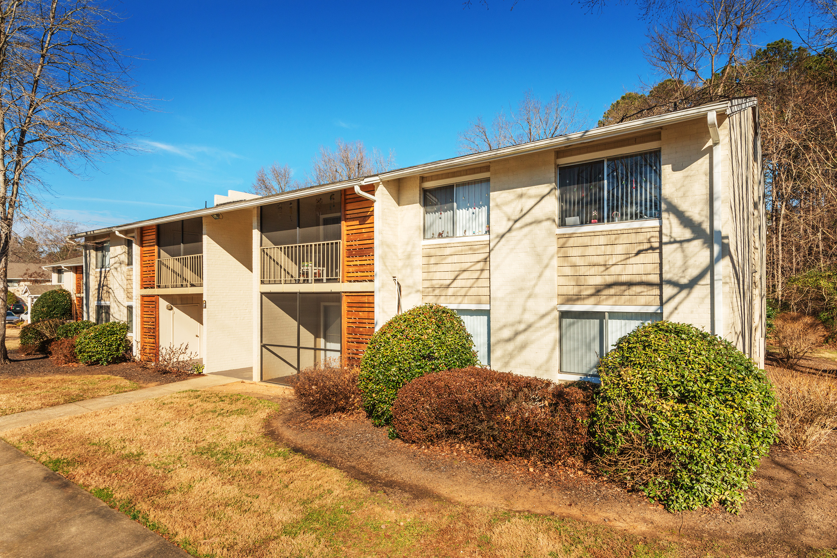 Berkshire Manor & Berkshire Manor West The Multifamily Advisory Group at Cushman & Wakefield